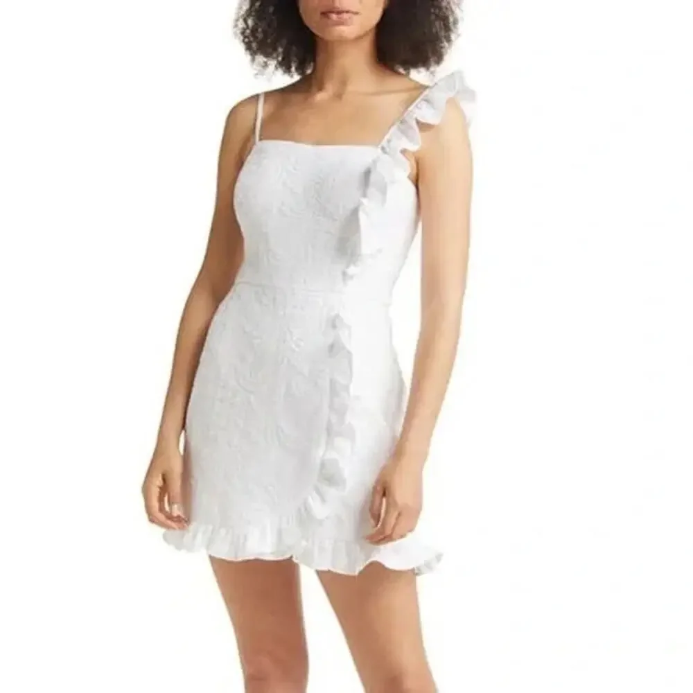 NEW Lilly Pulitzer Martha Short Romper White Pineapple Pucker Jacquard Size 8